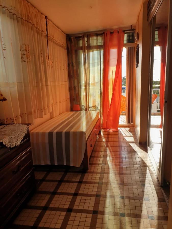 La Maison Aux Orchidees Пети-Бург Екстериор снимка