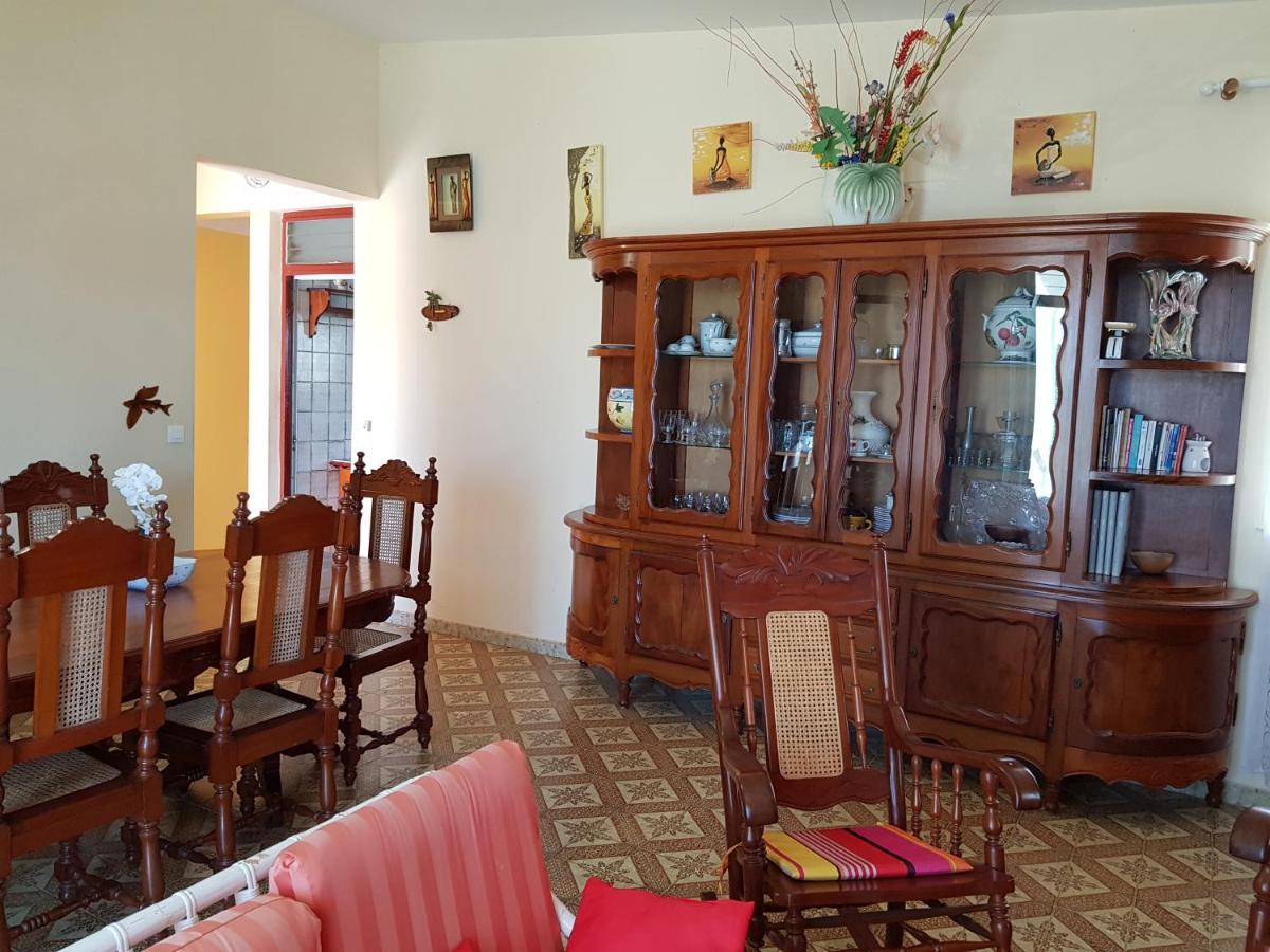 La Maison Aux Orchidees Пети-Бург Екстериор снимка
