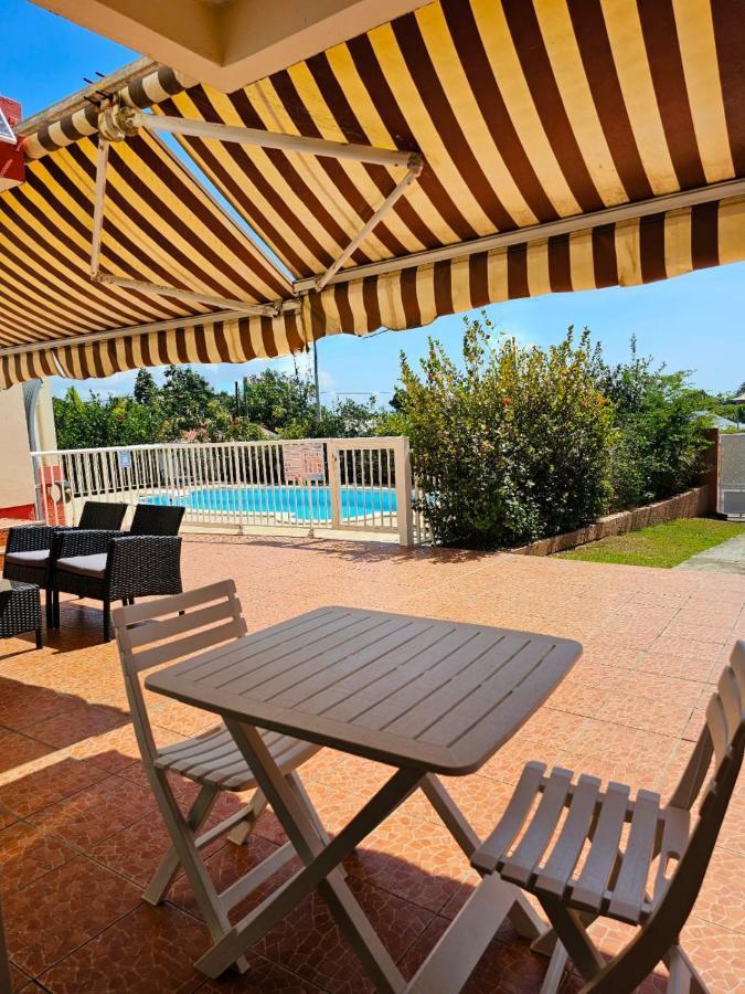 La Maison Aux Orchidees Пети-Бург Екстериор снимка